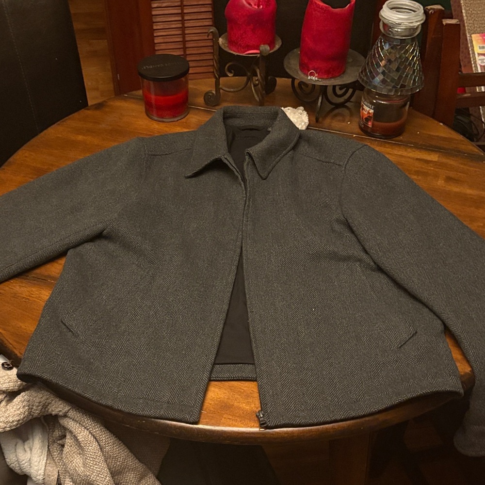 Men's Large Gray zip up Jacket